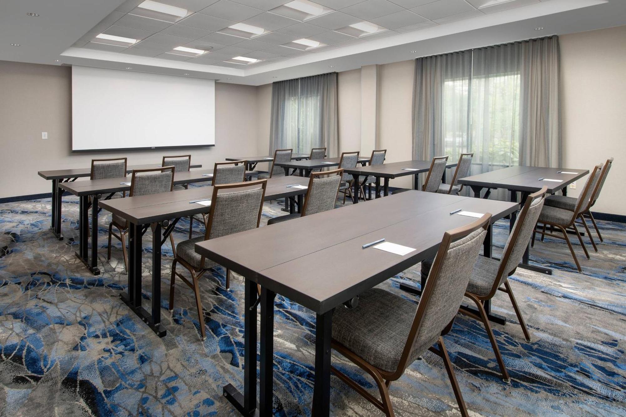 Fairfield & Baltimore Bwi Airport Hotel Linthicum